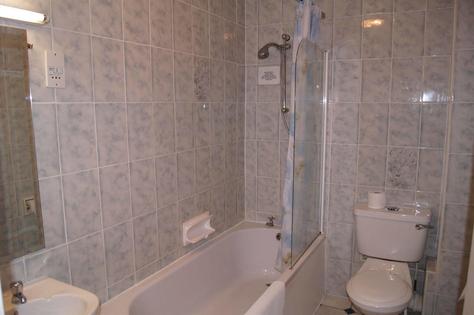 Castle Hotel 3*