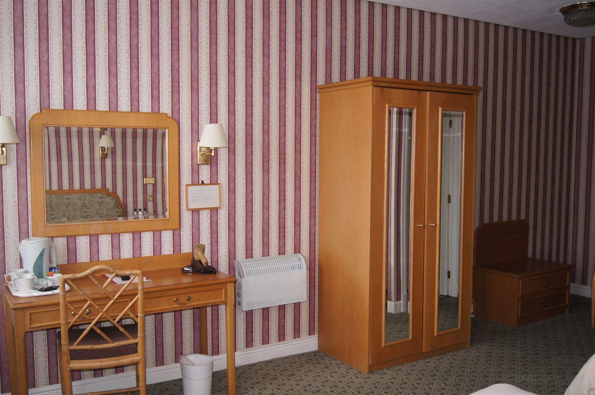 Castle 3* Tamworth