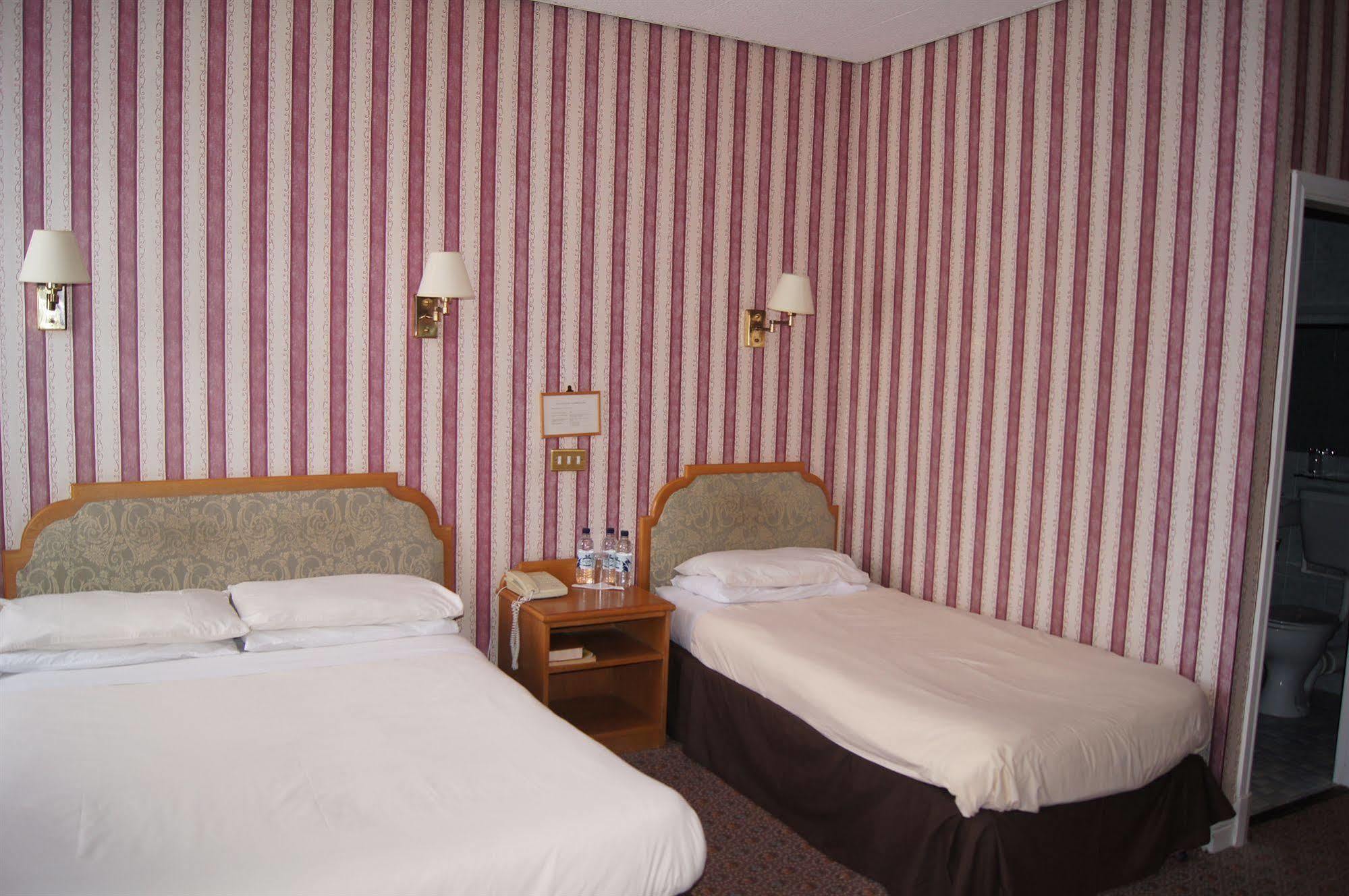 Castle Hotel